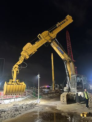 Ekskavatör Aksesuarları Teleskopik Dipper Kol BS900E Q355B Malzeme Üç Bölüm